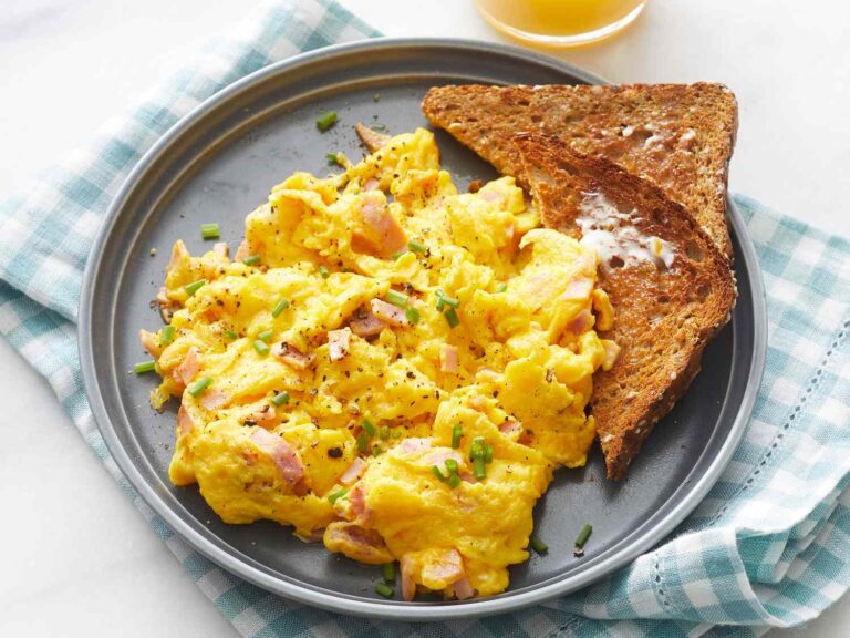 Nutrition 2 Scrambled Eggs: Tips and Health Benefits