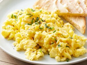 Nutrition 2 Scrambled Eggs: Tips and Health Benefits