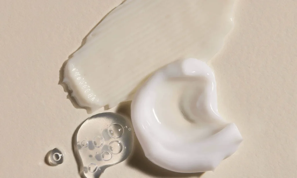 What are the Benefits of Using Vitamin C and Hyaluronic Acid Together?